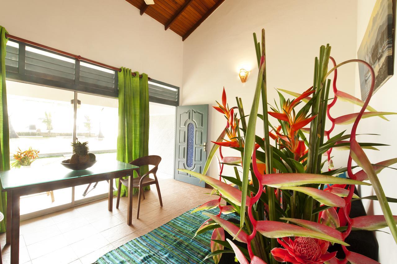 Isle Of Thalpe Bed and Breakfast Unawatuna Exteriör bild