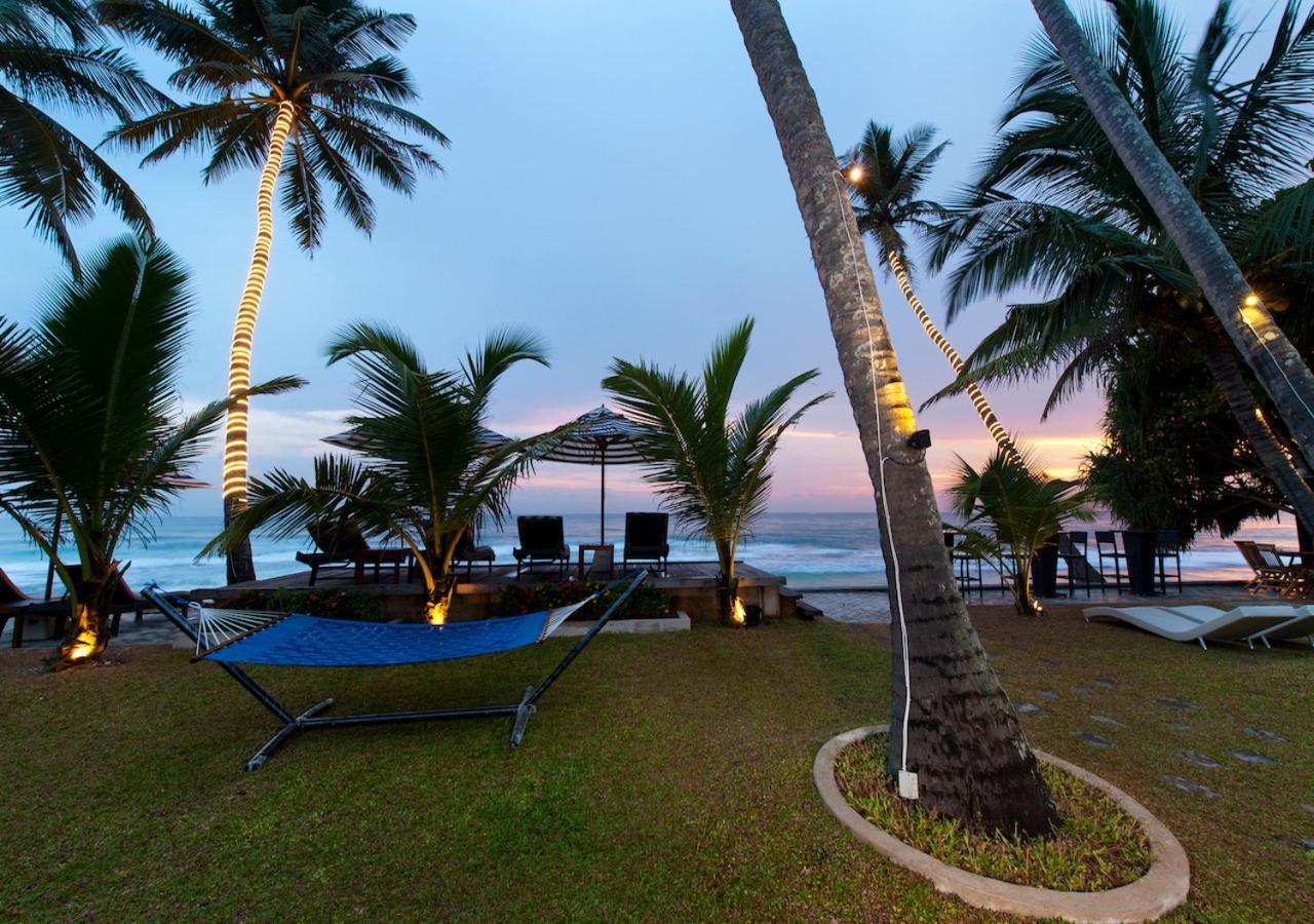 Isle Of Thalpe Bed and Breakfast Unawatuna Exteriör bild
